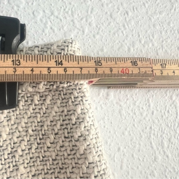 Free People Tweed Flat Front Fringed High Waisted Shorts Size 8 - Picture 5 of 9